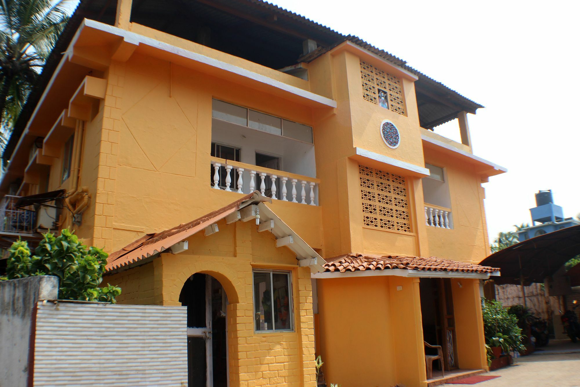 Ave Maria Guest House Candolim Exterior photo